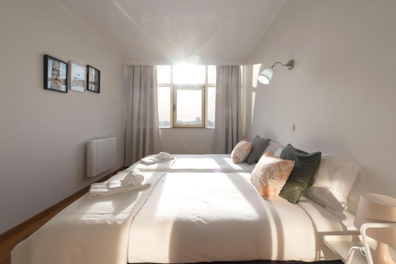 Lovelystay - 1Br Flat With Stunning Views Over Porto Вила-Нова-ди-Гая Экстерьер фото